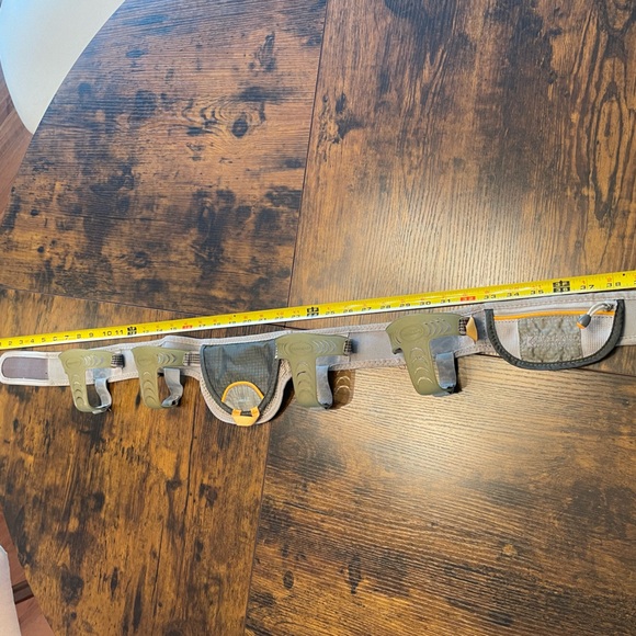 Nathan Runners Hydration Belt - Picture 2 of 5